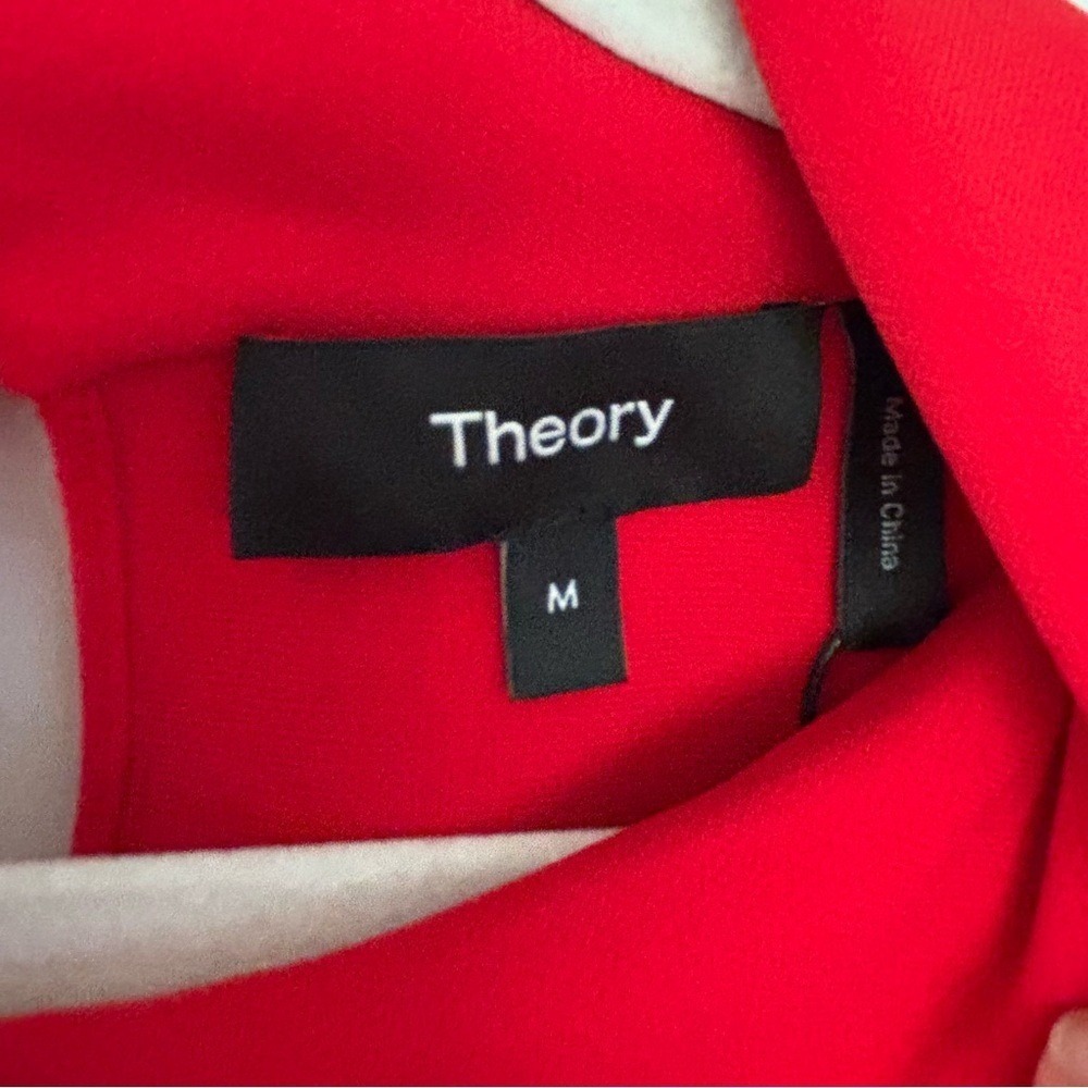 NWT Theory Admiral Crepe Roll Neck Flare Sleeve Boxy Keyhole Blouse Geranium Red - Picture 11 of 12